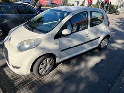 Weiß Gebraucht 2009 Citroën C1 Style Kleinwagen | 2.200 € (Fairer Preis)