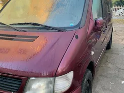 Mercedes V280