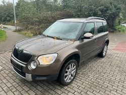 Braun Gebraucht 2011 Skoda Yeti SUV | 8.900 € (Fairer Preis)