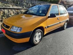 Gelb Gebraucht 1999 Citroën Saxo Kleinwagen | 1.500 € (Etwas zu teuer)