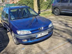 Blau Gebraucht 1999 Peugeot 306 Kombi | 900 €