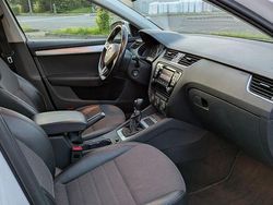 Weiß Gebraucht 2014 Skoda Octavia Elegance Kombi | 8.700 € (Fairer Preis)