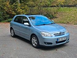 Blau Gebraucht 2005 Toyota Corolla Kleinwagen | 2.800 €