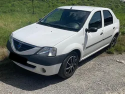 Weiß Gebraucht 2006 Dacia Logan Lauréate Limousine | 1.200 € (Guter Preis)
