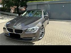 Braun Gebraucht 2010 BMW 523 Limousine | 11.989 € (Etwas zu teuer)