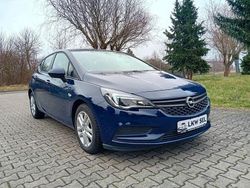 Blau Gebraucht 2016 Opel Astra Selection Limousine | 6.000 € (Fairer Preis)