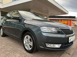 Grau Gebraucht 2016 Skoda Rapid Kombi | 11.490 € (Teuer)