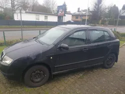 Schwarz Gebraucht 2005 Skoda Fabia Kleinwagen | 900 € (Guter Preis)