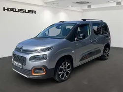 Grau Gebraucht 2023 Citroën Berlingo Shine Van / Kleinbus | 16.490 € (Guter Preis)
