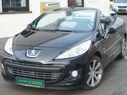 Schwarz Gebraucht 2012 Peugeot 207 CC Roland Garros Cabrio | 5.990 € (Fairer Preis)
