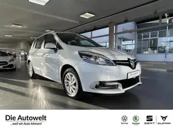 Weiss nacre (weiß) Gebraucht 2014 Renault Scénic III Initiale Paris Van / Kleinbus | 5.999 € (Guter Preis)