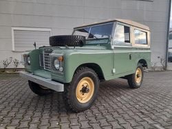 Grün Gebraucht 1974 Land Rover 88 SUV | 29.900 €