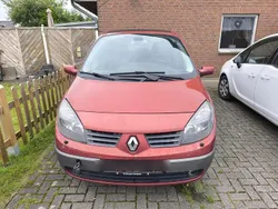 Rot Gebraucht 2005 Renault Scénic II Van / Kleinbus | 200 € (Superpreis)