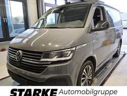 Grau (pure grey/dach schwarz) Gebraucht 2021 VW California Beach Van | 54.550 € (Guter Preis)