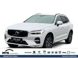 Crystal white / metallic Neu 2025 Volvo XC60 Core SUV | 52.950 € (Fairer Preis)