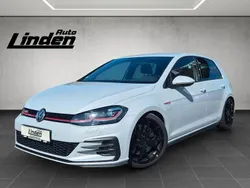 Weiß Gebraucht 2019 VW Golf VII Limousine | 20.770 € (Guter Preis)