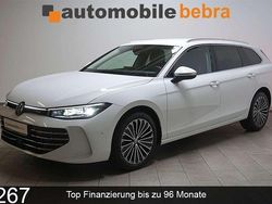 Pure white Gebraucht 2024 VW Passat Elegance Kombi | 33.990 € (Superpreis)