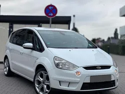 Weiß Gebraucht 2010 Ford S-MAX Titanium Van / Kleinbus | 5.990 € (Fairer Preis)