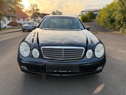 Schwarz Gebraucht 2003 Mercedes E240 Limousine | 4.990 € (Guter Preis)