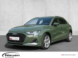 Distriktgrün Gebraucht 2025 Audi A3 Advanced Plus Limousine | 32.650 € (Guter Preis)