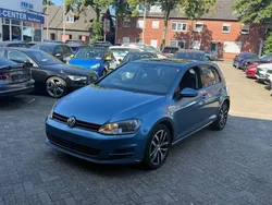 Blau Gebraucht 2013 VW Golf VII Comfortline Limousine | 7.999 € (Guter Preis)