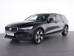 Schwarz Gebraucht 2023 Volvo V60 CC Plus Kombi | 41.990 € (Fairer Preis)