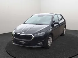 Schwarzmagic perleffekt Gebraucht 2024 Skoda Fabia Selection Limousine | 19.622 € (Fairer Preis)