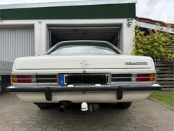 Weiß Gebraucht 1976 Opel Commodore Coupé | 10.800 €