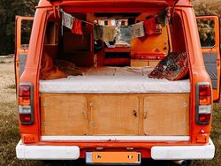 Rot Gebraucht 1985 Ford Transit Van / Kleinbus | 12.000 €