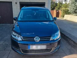 Blau Gebraucht 2012 VW Sharan Van / Kleinbus | 12.299 € (Etwas zu teuer)