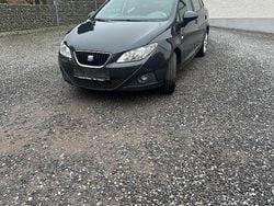 Grau Gebraucht 2010 Seat Ibiza ST Kombi | 2.500 € (Guter Preis)