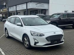 Frozen white Gebraucht 2020 Ford Focus Cool & Connect Kombi | 7.900 € (Guter Preis)