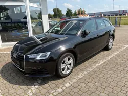 Schwarz Gebraucht 2017 Audi A4 Kombi | 11.990 € (Guter Preis)