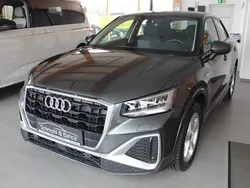 Grau Gebraucht 2021 Audi Q2 S-Line SUV | 25.990 € (Guter Preis)