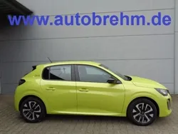 Gelb (agueda gelb) Gebraucht 2024 Peugeot 208 Style Kleinwagen | 21.430 € (Teuer)