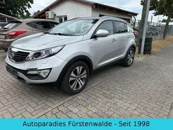 Silber Gebraucht 2011 Kia Sportage Spirit SUV | 9.990 € (Guter Preis)
