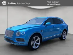 Blau Gebraucht 2016 Bentley Bentayga SUV | 104.840 € (Guter Preis)
