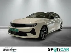 Arktis weiss Gebraucht 2024 Opel Astra GS Line Kombi | 29.445 € (Fairer Preis)