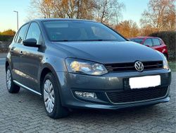 Grau Gebraucht 2014 VW Polo Life Limousine | 6.649 € (Fairer Preis)