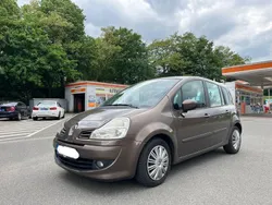 Braun Gebraucht 2011 Renault Grand Modus Dynamique Van / Kleinbus | 3.490 €