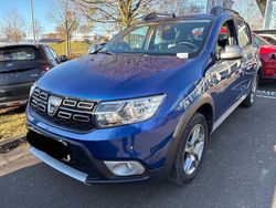 Blau Gebraucht 2020 Dacia Sandero Prestige Limousine | 11.980 € (Guter Preis)