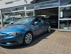 Blau Gebraucht 2014 Opel Cascada Innovation Cabrio | 12.990 € (Fairer Preis)