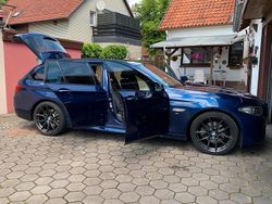 Blau Gebraucht 2016 BMW 520 Efficient Dynamics Kombi | 19.400 € (Teuer)