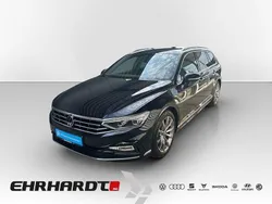Schwarz Gebraucht 2023 VW Passat Elegance Kombi | 31.990 € (Etwas zu teuer)
