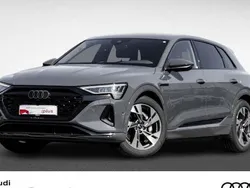 Grau Gebraucht 2023 Audi Q8 e-tron Advanced Plus SUV | 47.422 € (Guter Preis)