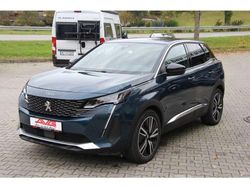 Celebesblau (metallic) Gebraucht 2024 Peugeot 3008 Allure SUV | 24.400 €