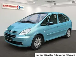 Blau Gebraucht 2004 Citroën Xsara Picasso Van / Kleinbus | 699 € (Superpreis)