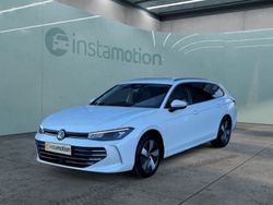 Weiß Gebraucht 2024 VW Passat Business Kombi | 37.250 € (Fairer Preis)