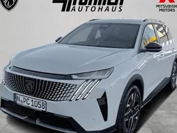 Weiß Gebraucht 2024 Peugeot 5008 Allure Van / Kleinbus | 38.590 € (Etwas zu teuer)