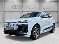 Weiß Gebraucht 2024 Audi SQ6 e-tron Sport SUV | 76.988 €